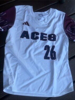 Women’s jersey Number 26 White & Maroon Athletic Jersey